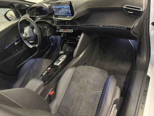 Peugeot 208 1.2 Hybrid 145 GT