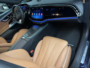 MERCEDES-BENZ E 220 d AMG Line 4Matic