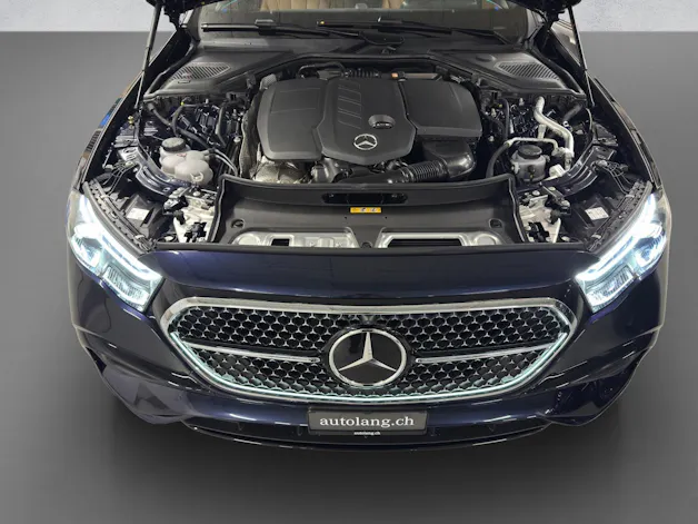 MERCEDES-BENZ E 220 d AMG Line 4Matic