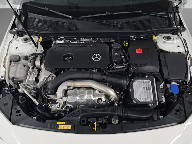 MERCEDES-BENZ CLA 250 AMG Line 4Matic Shooting Brake