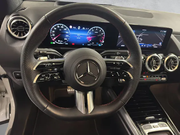 Mercedes-Benz GLA 220 AMG Line 4Matic