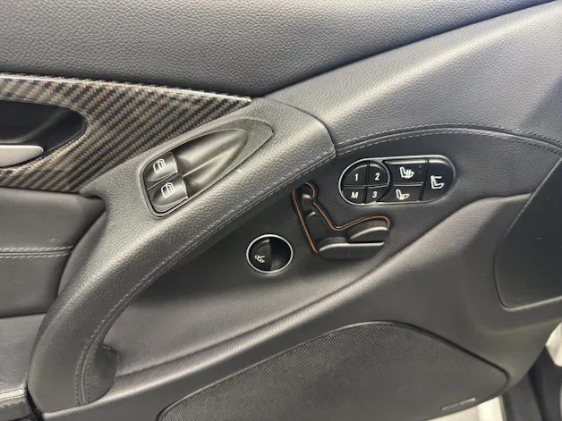 MERCEDES-BENZ SL 63 AMG V8 Cabriolet MCT