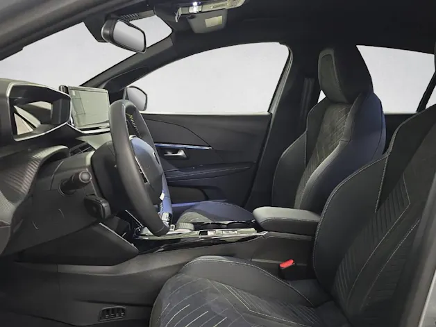 Peugeot 208 1.2 Hybrid 145 GT