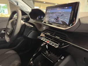 Peugeot 208 1.2 Hybrid Allure