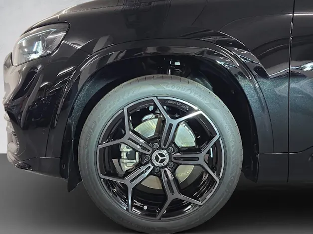 Mercedes-Benz GLB 220 AMG Line 4Matic