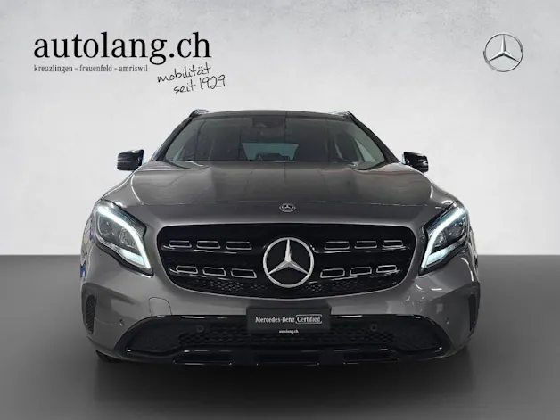 Mercedes-Benz GLA 200 Night Star