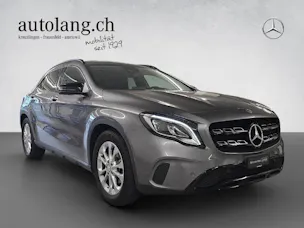 Mercedes-Benz GLA 200 Night Star
