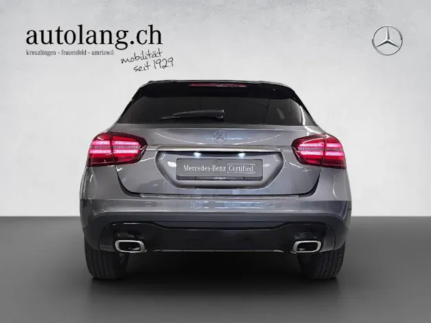 Mercedes-Benz GLA 200 Night Star