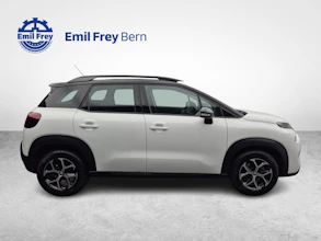 https://vehicle.imgix.net/4392612/6f130b28-645f-4cdd-b4b3-c6620144a9af.jpg