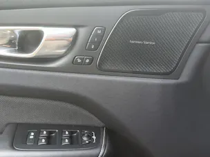 VOLVO XC60 2.0 T8 TE Plus Dark eAWD