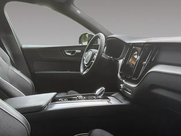 VOLVO XC60 2.0 T8 TE Plus Dark eAWD