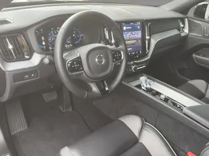 VOLVO XC60 2.0 T8 TE Plus Dark eAWD