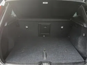 VOLVO XC40 2.0 B4 MH Plus Dark