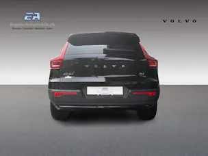 VOLVO XC40 2.0 B4 MH Plus Dark