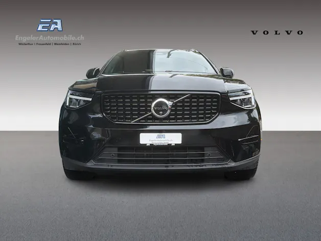 VOLVO XC40 2.0 B4 MH Plus Dark