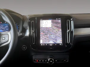 VOLVO XC40 2.0 B3 MH Plus Dark