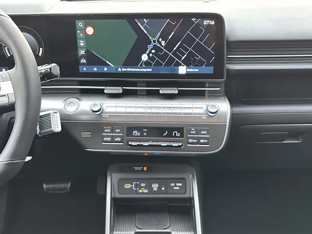 HYUNDAI Kona Electric Amplia 65,4 kWh