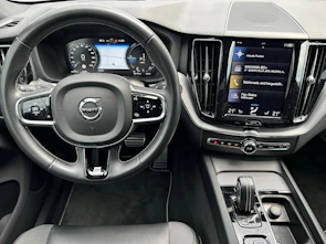 image du véhicule VOLVO XC60 2.0 T8 TE R-Design eAWD