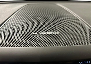 https://vehicle.imgix.net/4392668/8a47376f-abb0-441e-ba83-b078167c5754.jpg