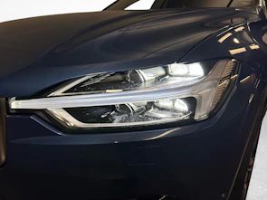 Fahrzeugbild VOLVO XC60 2.0 T8 TE R-Design eAWD