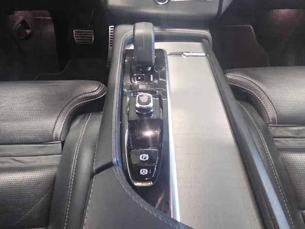 Volvo XC90 2.0 B5 MH R-Design 7P. AWD