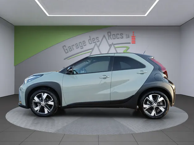 Toyota Aygo X 1.5 VVT-i HSD Trend
