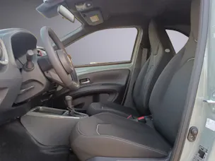 Toyota Aygo X 1.5 VVT-i HSD Trend