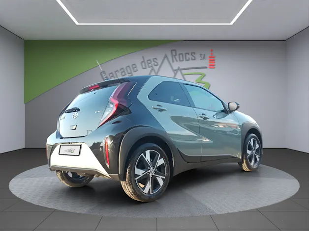 Toyota Aygo X 1.5 VVT-i HSD Trend