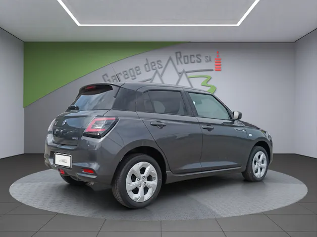 Suzuki Swift 1.2 Sakura Hybrid 4x4