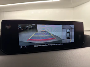 https://vehicle.imgix.net/4392706/39ad46a4-ae0e-4630-8db9-d3aa4c72e567.jpg
