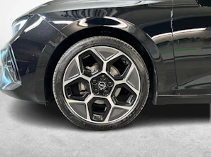 Fahrzeugbild OPEL Astra 1.2 T 130 Swiss Plus