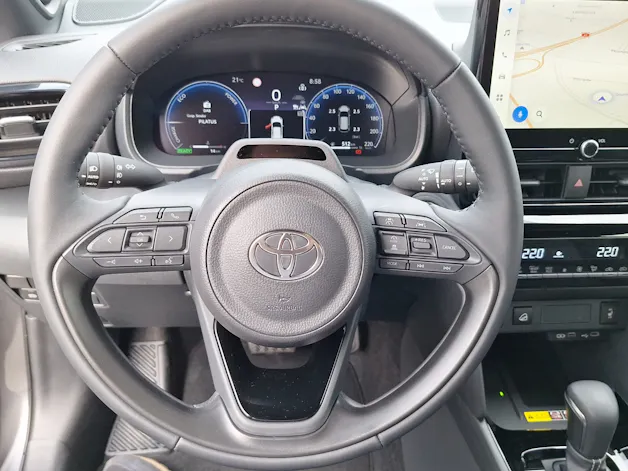 Toyota Yaris Cross 1.5 VVT-i HSD Premium AWD-i