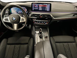 https://vehicle.imgix.net/4392753/2658bf9f-10d8-48c2-800f-1fe405b8cdc2.jpg
