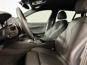 BMW 520d xDrive paddles Touring
