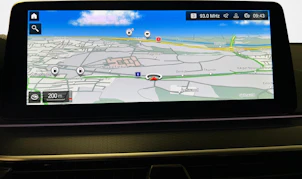 Fahrzeugbild BMW 520d xDrive paddles Touring