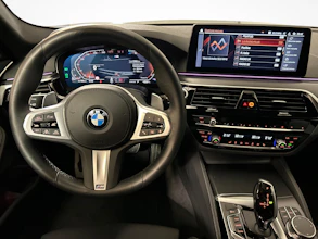 https://vehicle.imgix.net/4392753/6c7e9f10-7176-4943-9503-271141cee25c.jpg