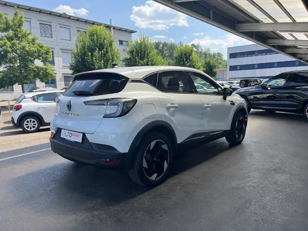 Renault Captur 1.3 TCe 140 techno
