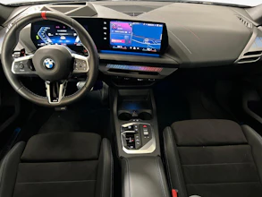 https://vehicle.imgix.net/4392767/585a0503-dafb-49a5-b95d-b1090678ed18.jpg