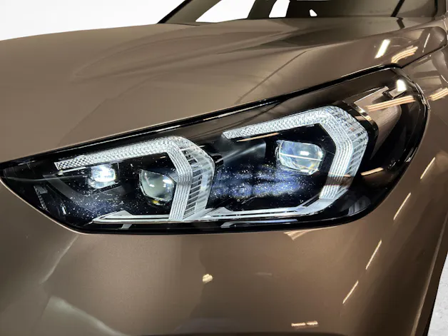 BMW X1 23d xDrive paddles