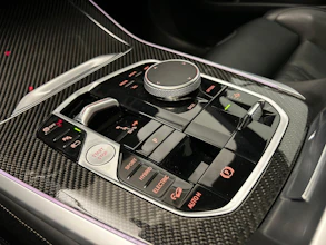 https://vehicle.imgix.net/4392786/cfd796f9-a521-45cd-a085-a808d78f9ea8.jpg