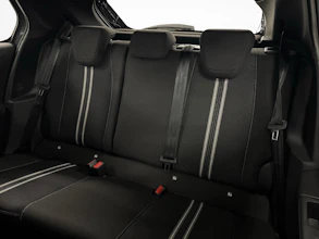https://vehicle.imgix.net/4392805/5ac6ec8d-dd24-4cb2-9a28-744a78dcab11.jpg