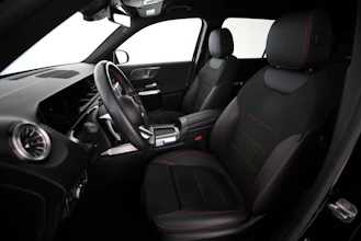https://vehicle.imgix.net/4392840/1276e4e0-7b8a-4808-b9ff-64c970bd2a9d.jpg