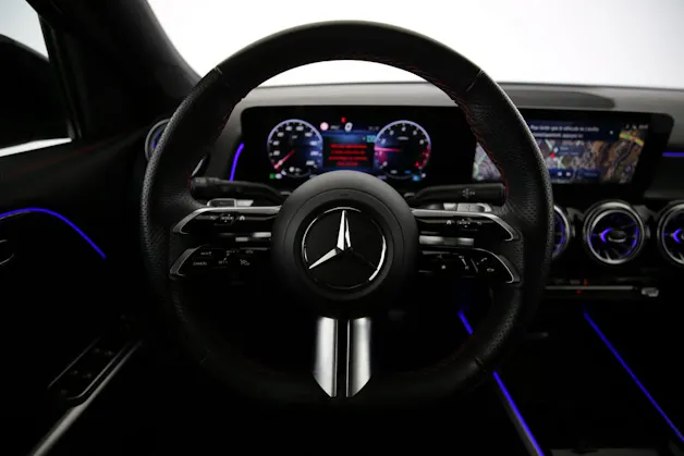 Mercedes-Benz GLB 250 AMG Line 4matic