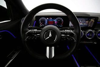 https://vehicle.imgix.net/4392840/42b193b3-66a5-401f-bf85-f78e5590bdb0.jpg