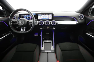 https://vehicle.imgix.net/4392840/abcfd893-2a68-4f71-b7be-9b81f9072e25.jpg