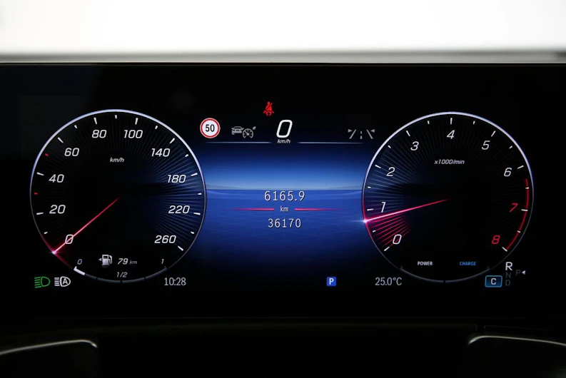 Fahrzeugbild MERCEDES-BENZ GLB 250