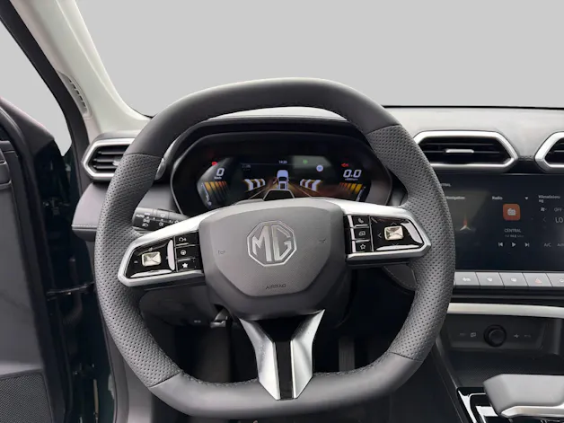 MG ZS 1.5 Hybrid+ Luxury