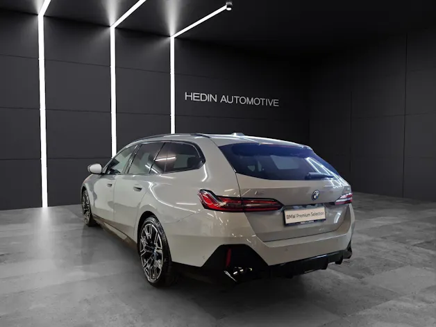 BMW i5 M60 xDrive Touring