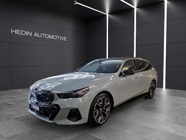 BMW i5 M60 xDrive Touring