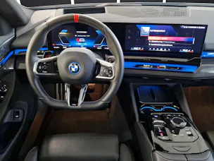 BMW i5 M60 xDrive Touring